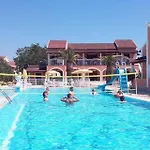 Yiannis Village Studios-suites -apartments شقة Sidárion