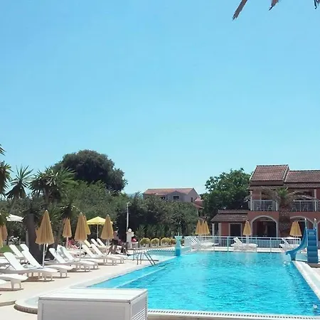 Ourania @ Yiannis Village *