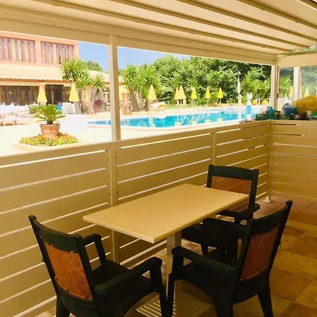 Yiannis Village Sidari Studios-suites -apartments * Sidari (Corfu)
