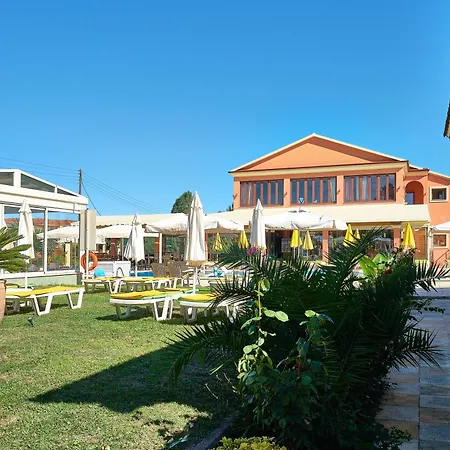 Yiannis Village Sidari Studios-suites -apartments
