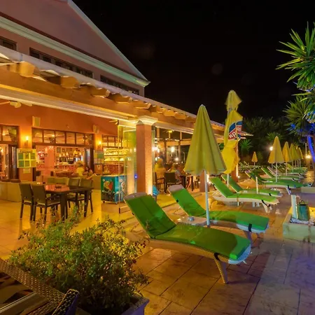 Yiannis Village Studios-suites -apartments * סידריון